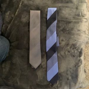 Assorted tie bundle
